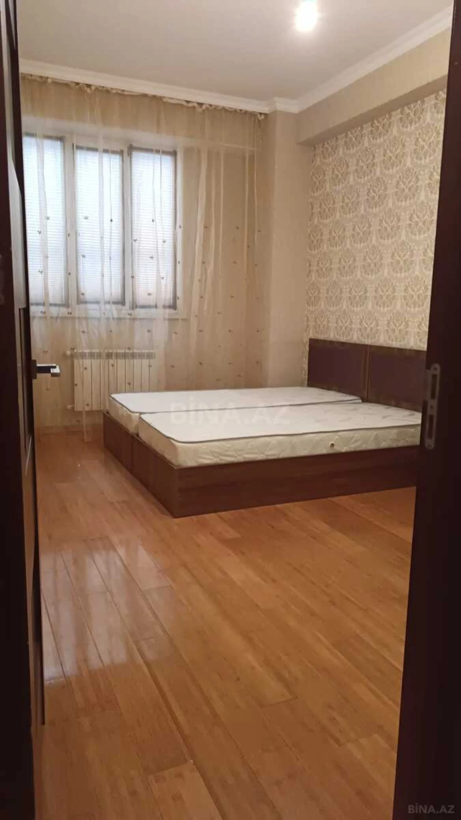 Satılır 1 otaqlı mənzil 42 m²
