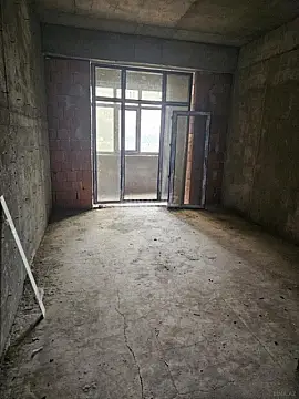 Satılır 2 otaqlı mənzil 100 m²