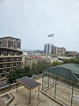 Satılır 2 otaqlı mənzil 100 m²