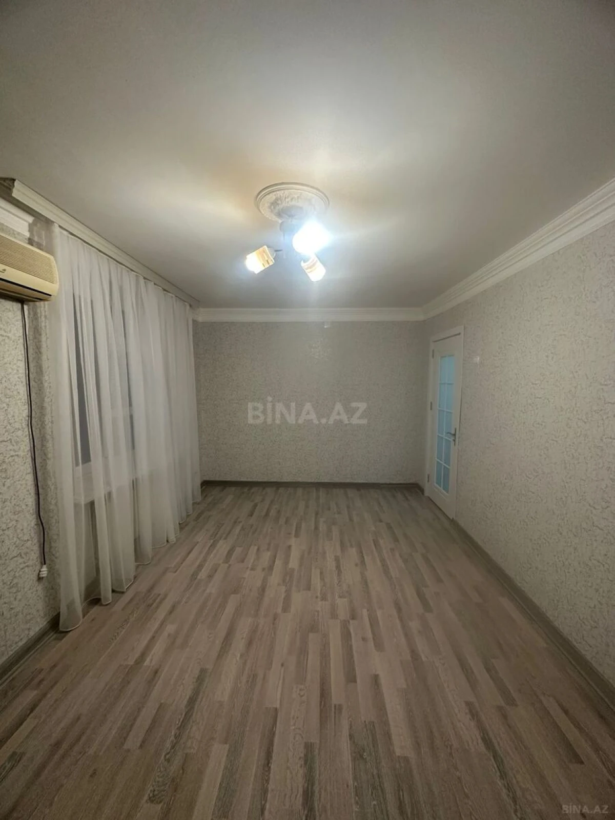 Satılır 1 otaqlı mənzil 35 m²