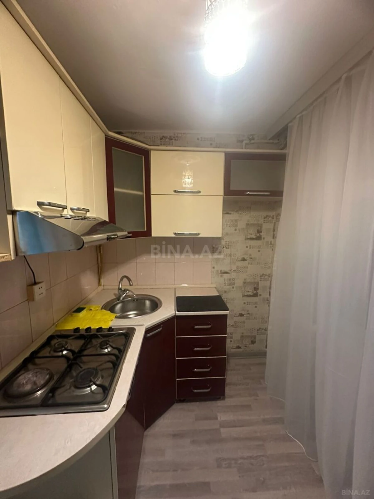 Satılır 1 otaqlı mənzil 35 m²