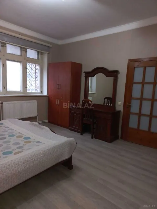 Kirayə verilir 3 otaqlı mənzil 90 m²