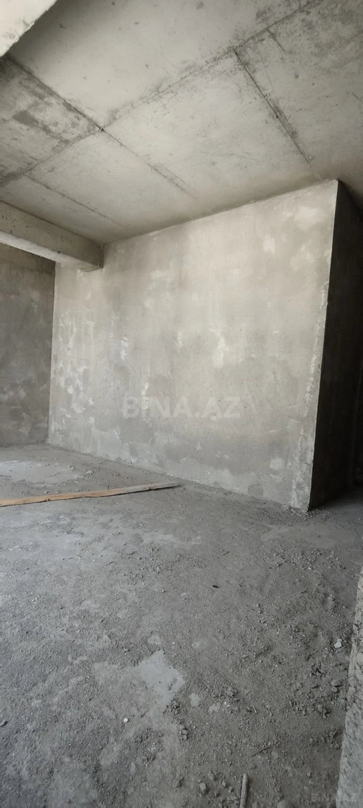 Satılır 3 otaqlı mənzil 108 m²