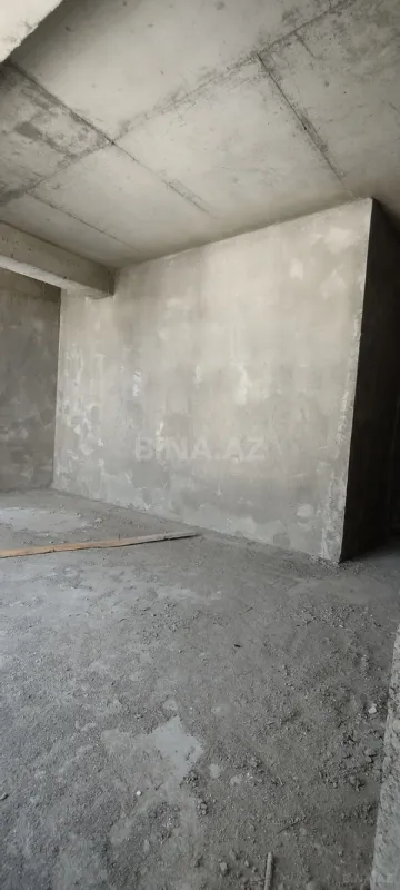 Satılır 3 otaqlı mənzil 108 m²