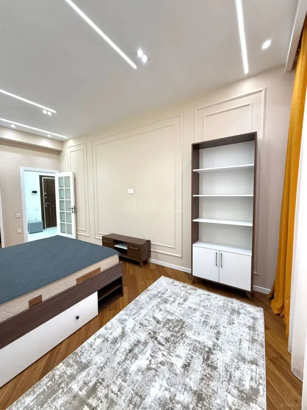 Kirayə verilir 2 otaqlı mənzil 90 m²
