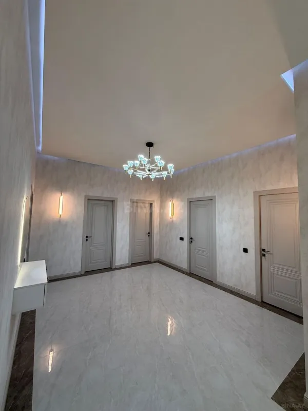 Satılır 4 otaqlı həyət evi 260 m²