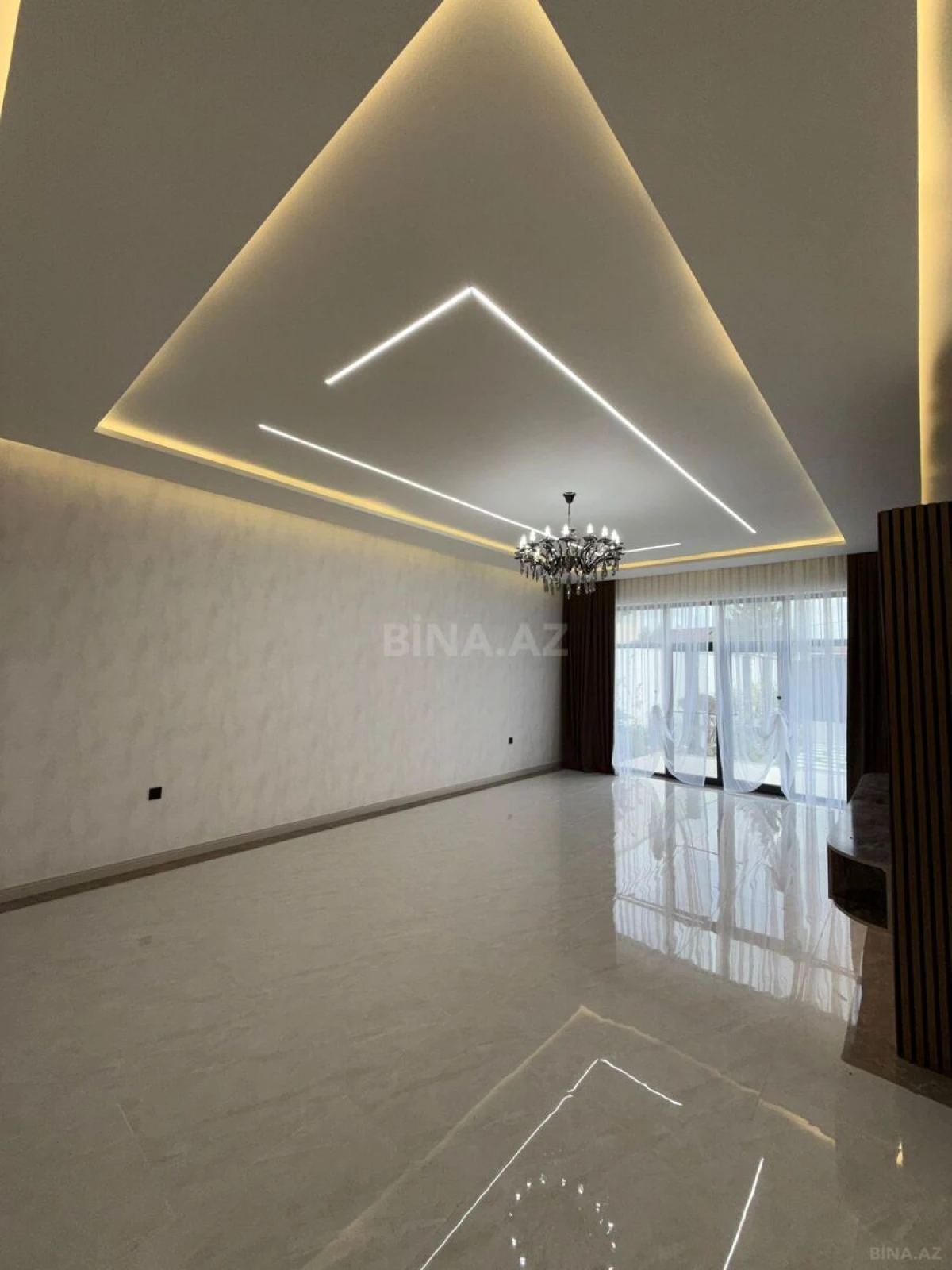 Satılır 4 otaqlı həyət evi 260 m²
