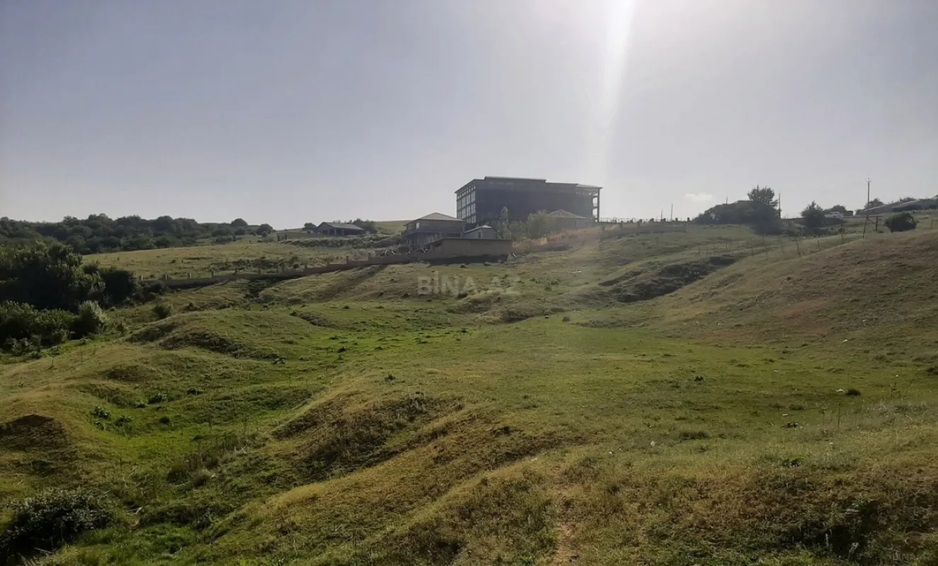 Satılır torpaq sahəsi 1100 m²
