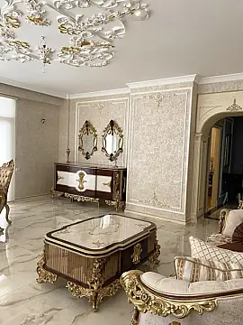 Satılır 4 otaqlı mənzil 186 m²