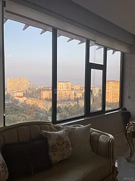 Satılır 4 otaqlı mənzil 186 m²