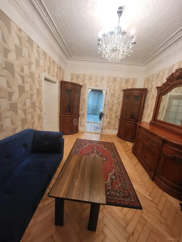 Kirayə verilir 2 otaqlı mənzil 55 m²