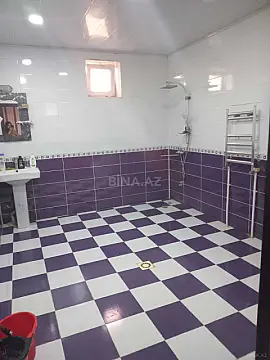 Satılır 3 otaqlı həyət evi 180 m²