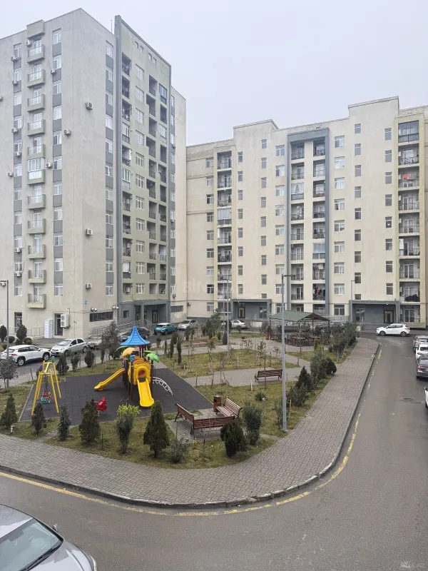 Satılır 1 otaqlı mənzil 40 m²