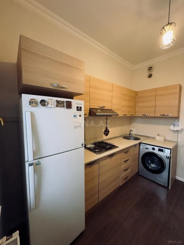 Satılır 1 otaqlı mənzil 40 m²