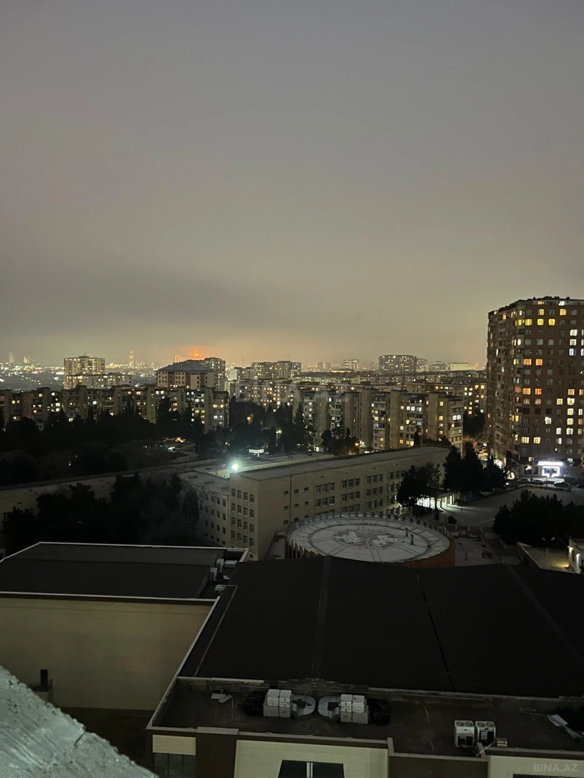 Satılır 2 otaqlı mənzil 52 m²