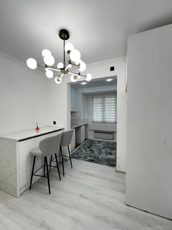 Satılır 2 otaqlı mənzil 60 m²