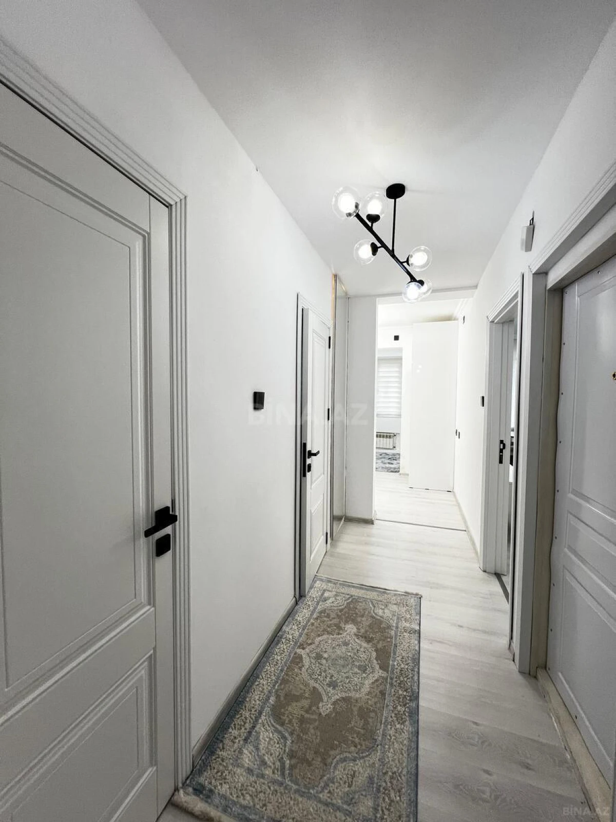 Satılır 2 otaqlı mənzil 60 m²