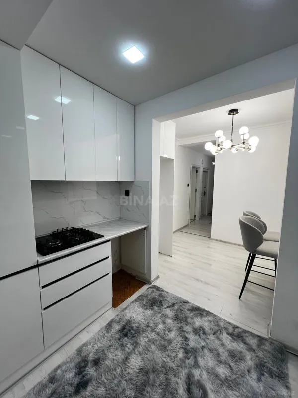 Satılır 2 otaqlı mənzil 60 m²