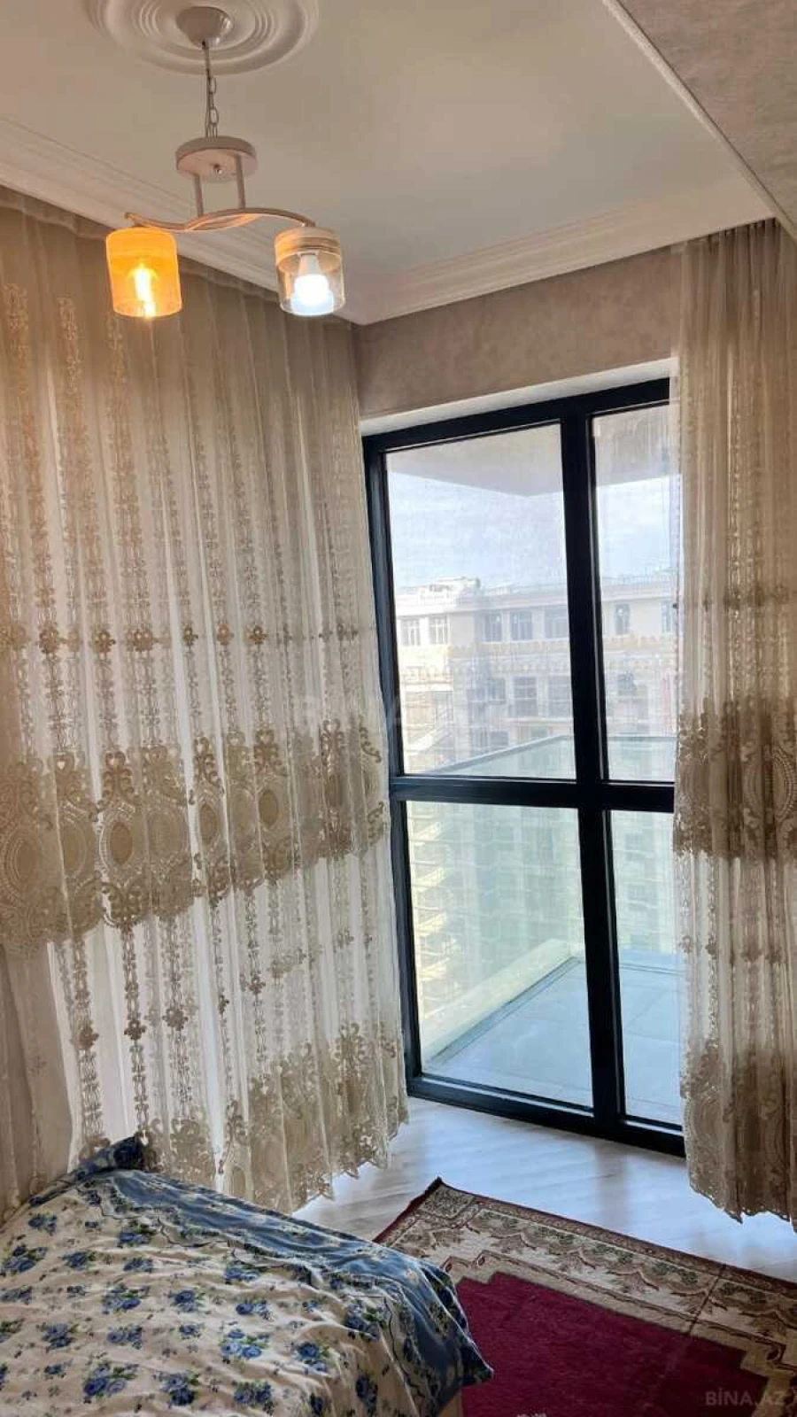 Kirayə verilir 3 otaqlı mənzil 70 m²