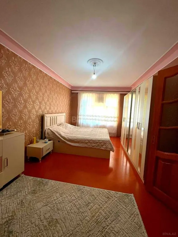 Satılır 2 otaqlı mənzil 42 m²