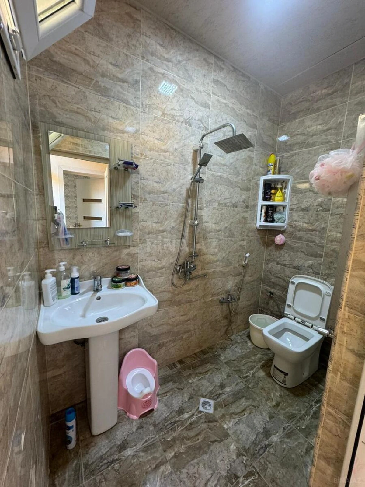 Satılır 2 otaqlı həyət evi 53 m²