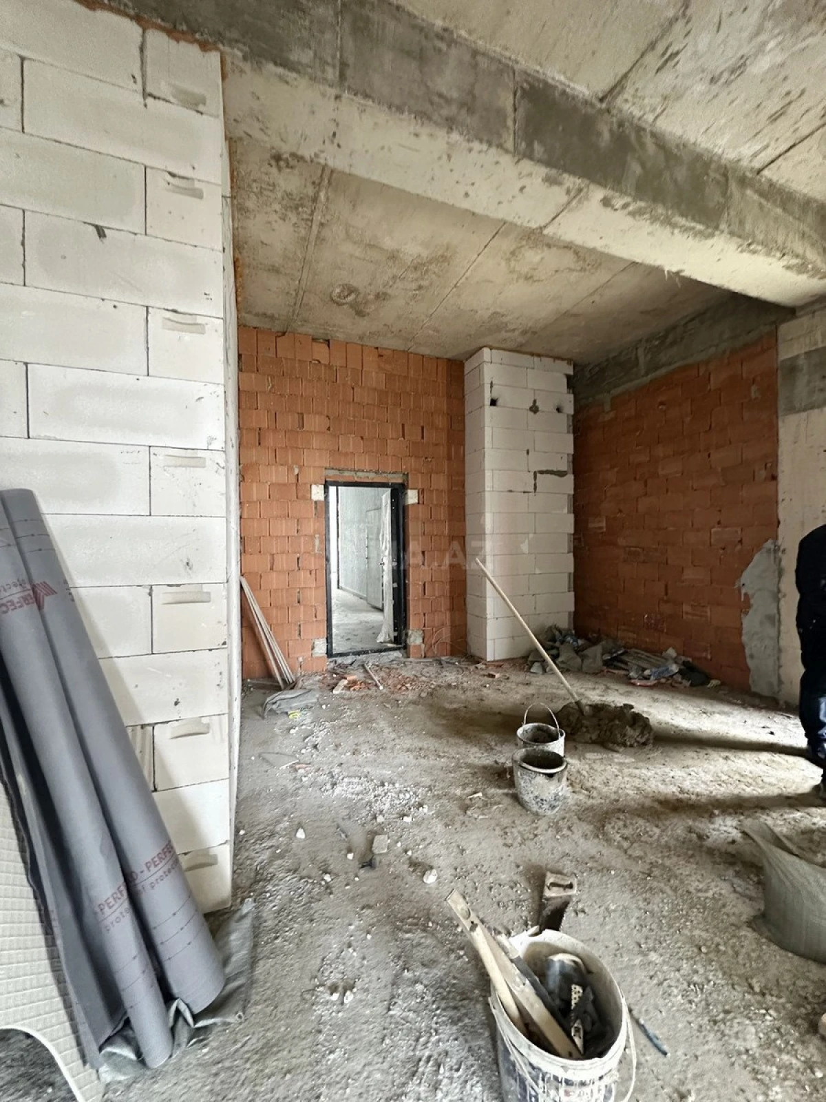 Satılır 2 otaqlı mənzil 80 m²