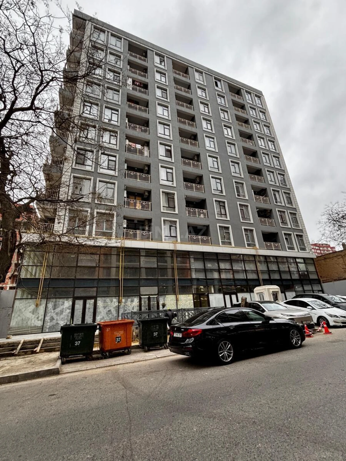 Satılır 2 otaqlı mənzil 60.7 m²