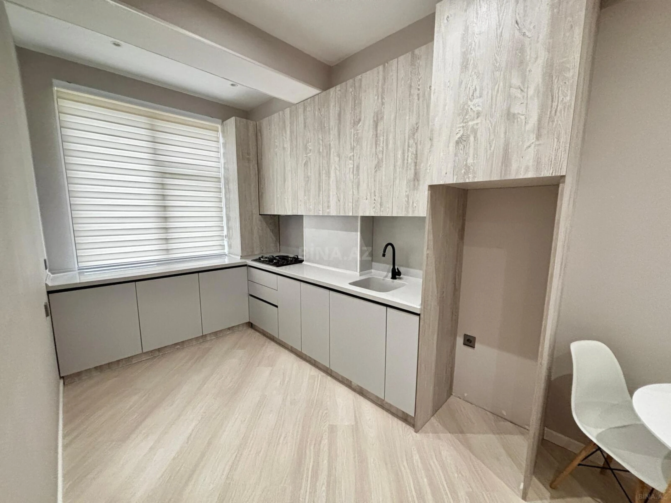 Satılır 2 otaqlı mənzil 60.7 m²