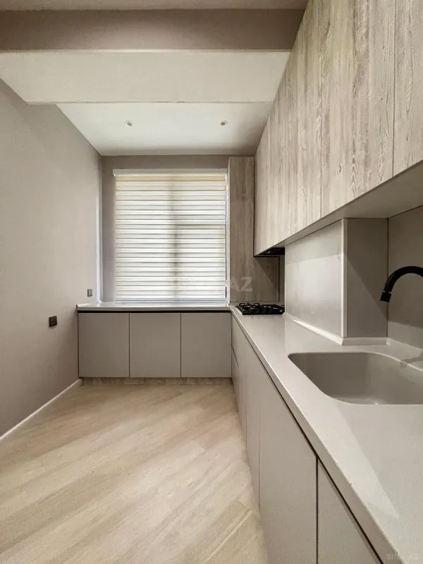 Satılır 2 otaqlı mənzil 60.7 m²