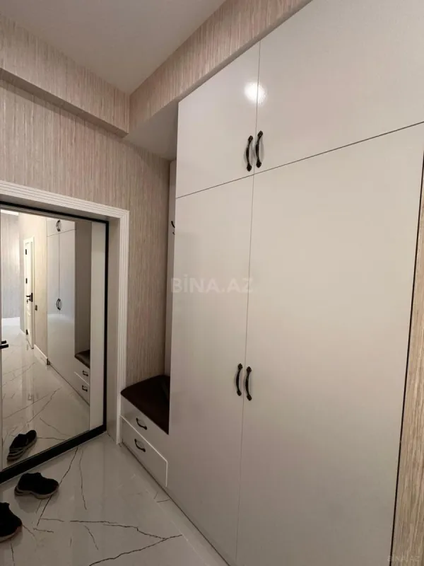 Satılır 3 otaqlı mənzil 95 m²