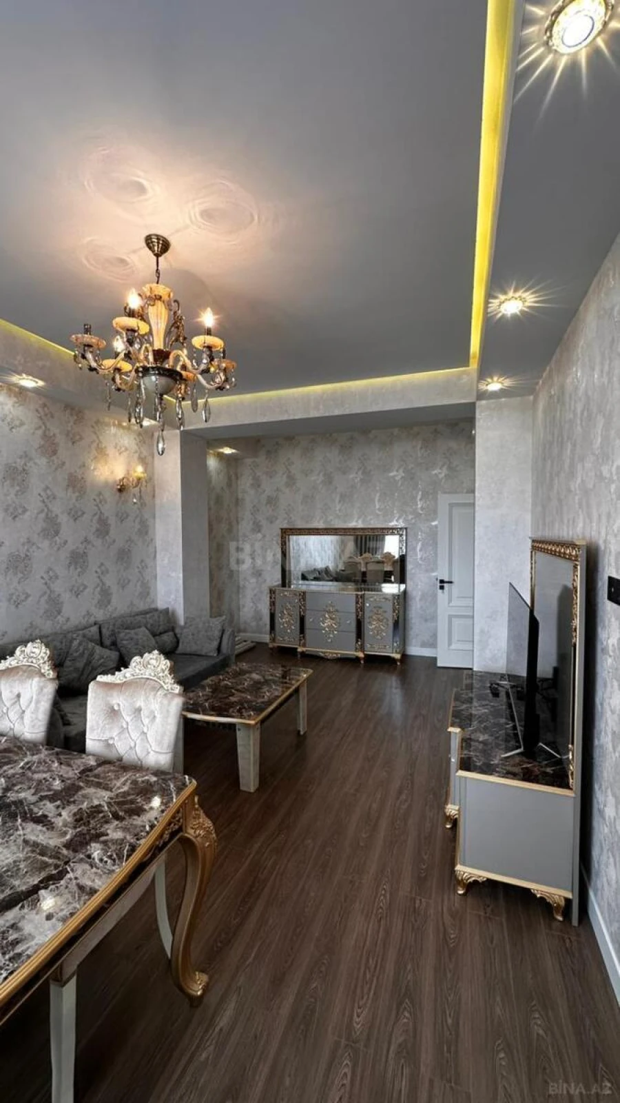 Satılır 3 otaqlı mənzil 95 m²