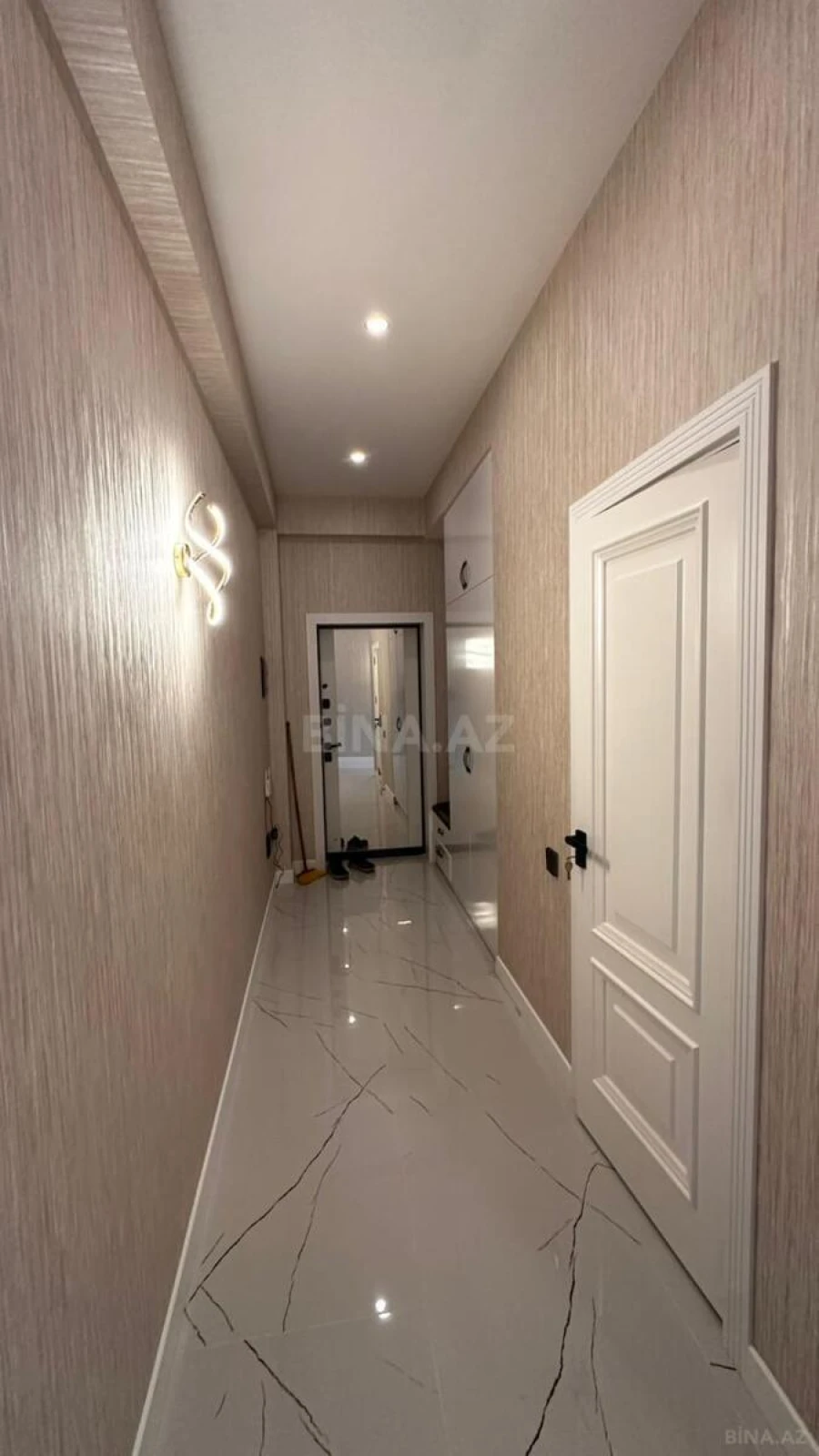 Satılır 3 otaqlı mənzil 95 m²