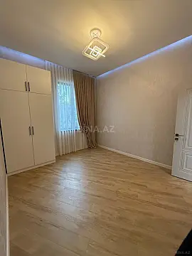 Satılır 4 otaqlı həyət evi 265 m²