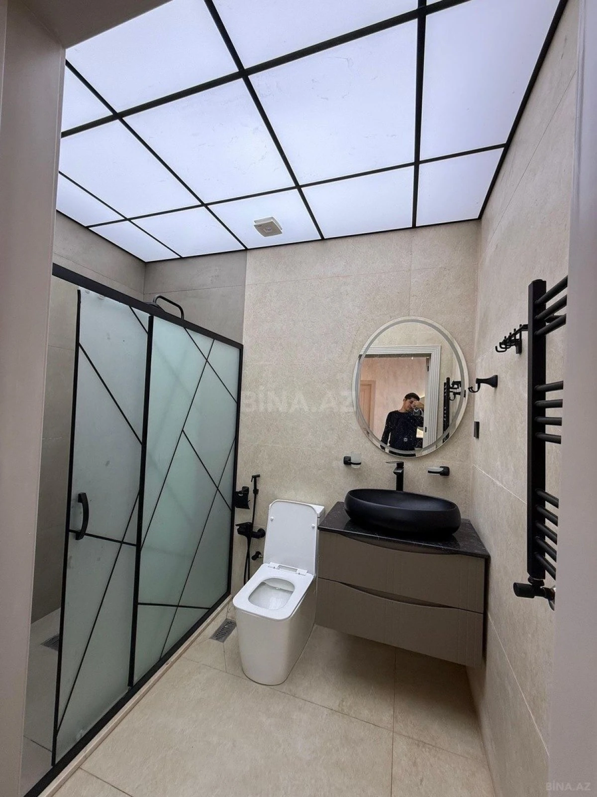 Satılır 4 otaqlı həyət evi 265 m²