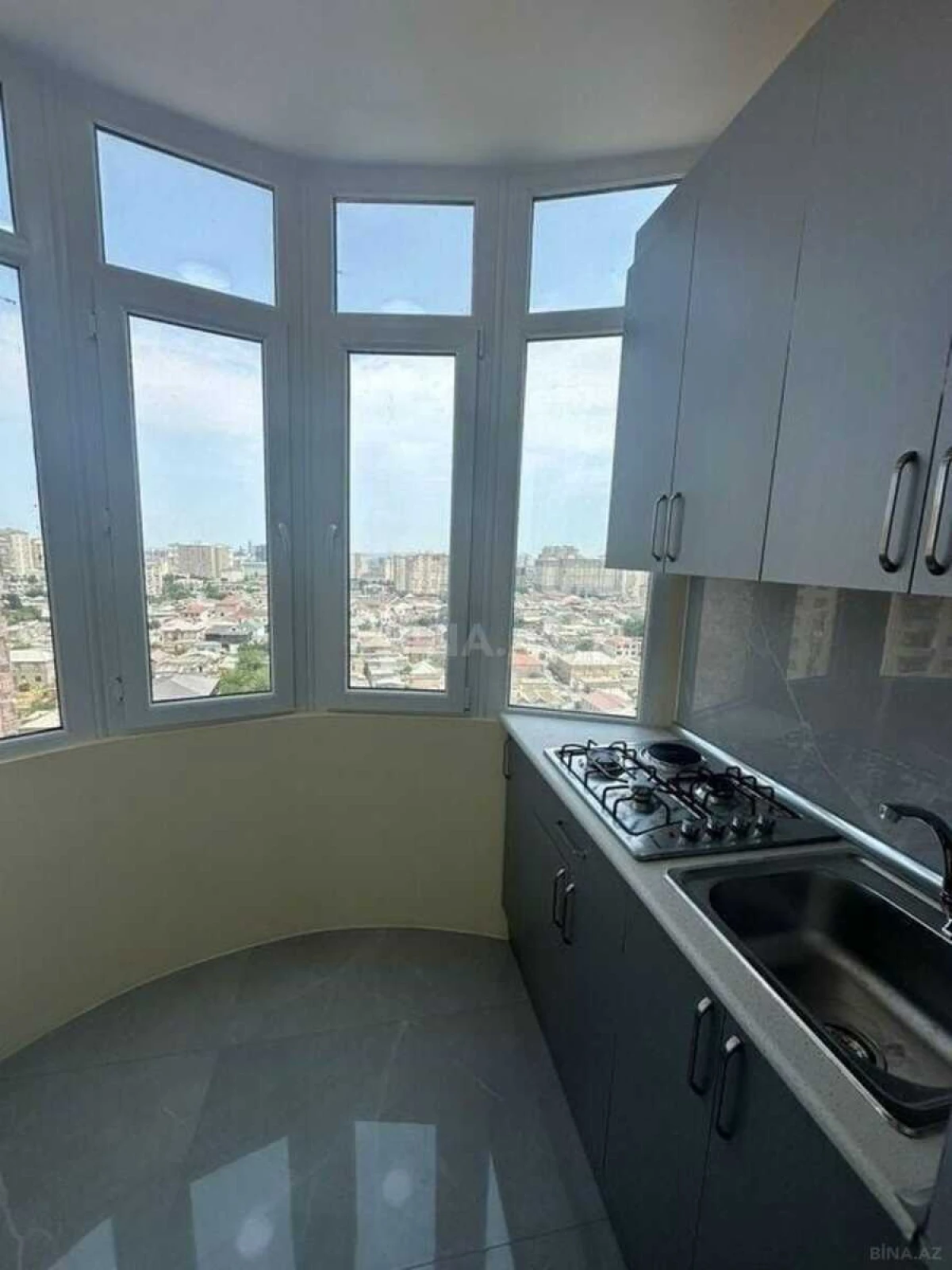 Kirayə verilir 2 otaqlı mənzil 55 m²