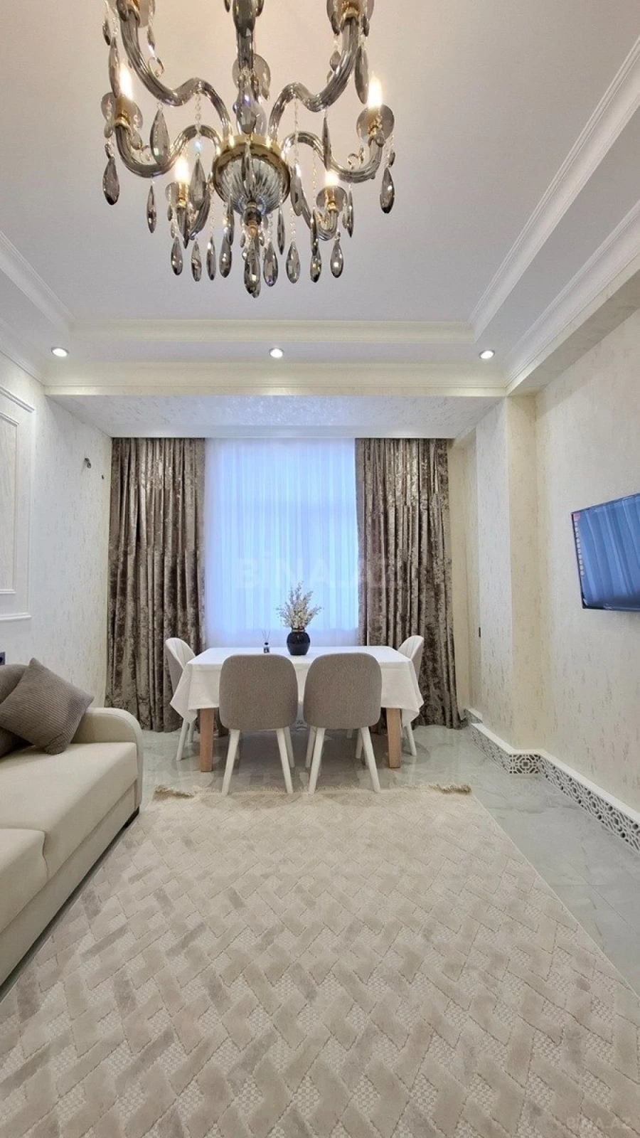 Satılır 2 otaqlı mənzil 55 m²