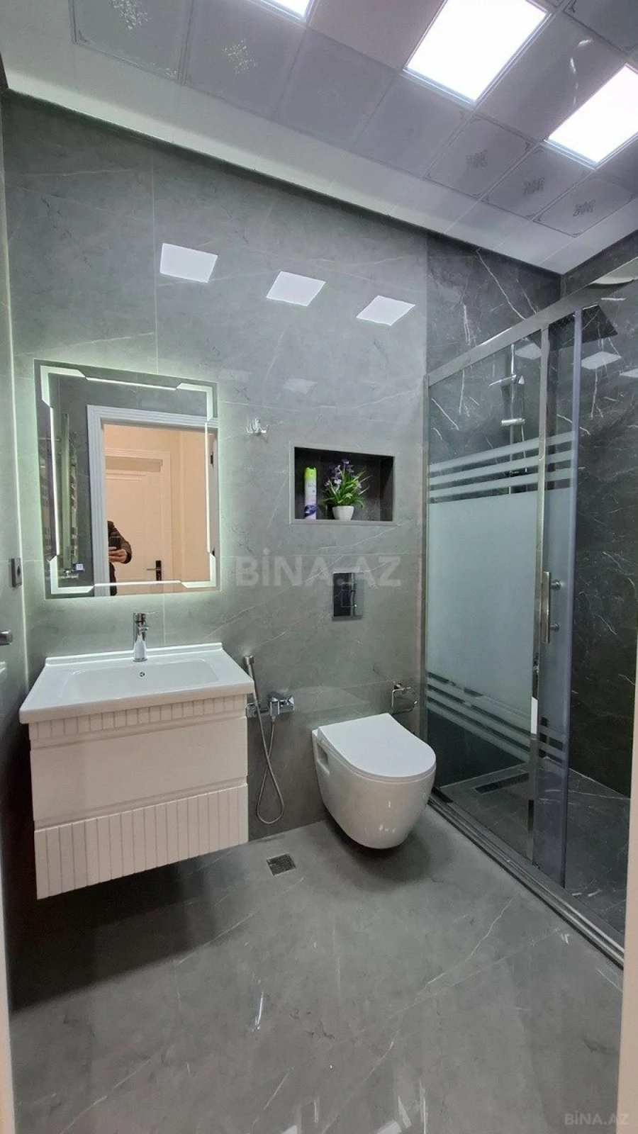 Satılır 2 otaqlı mənzil 55 m²