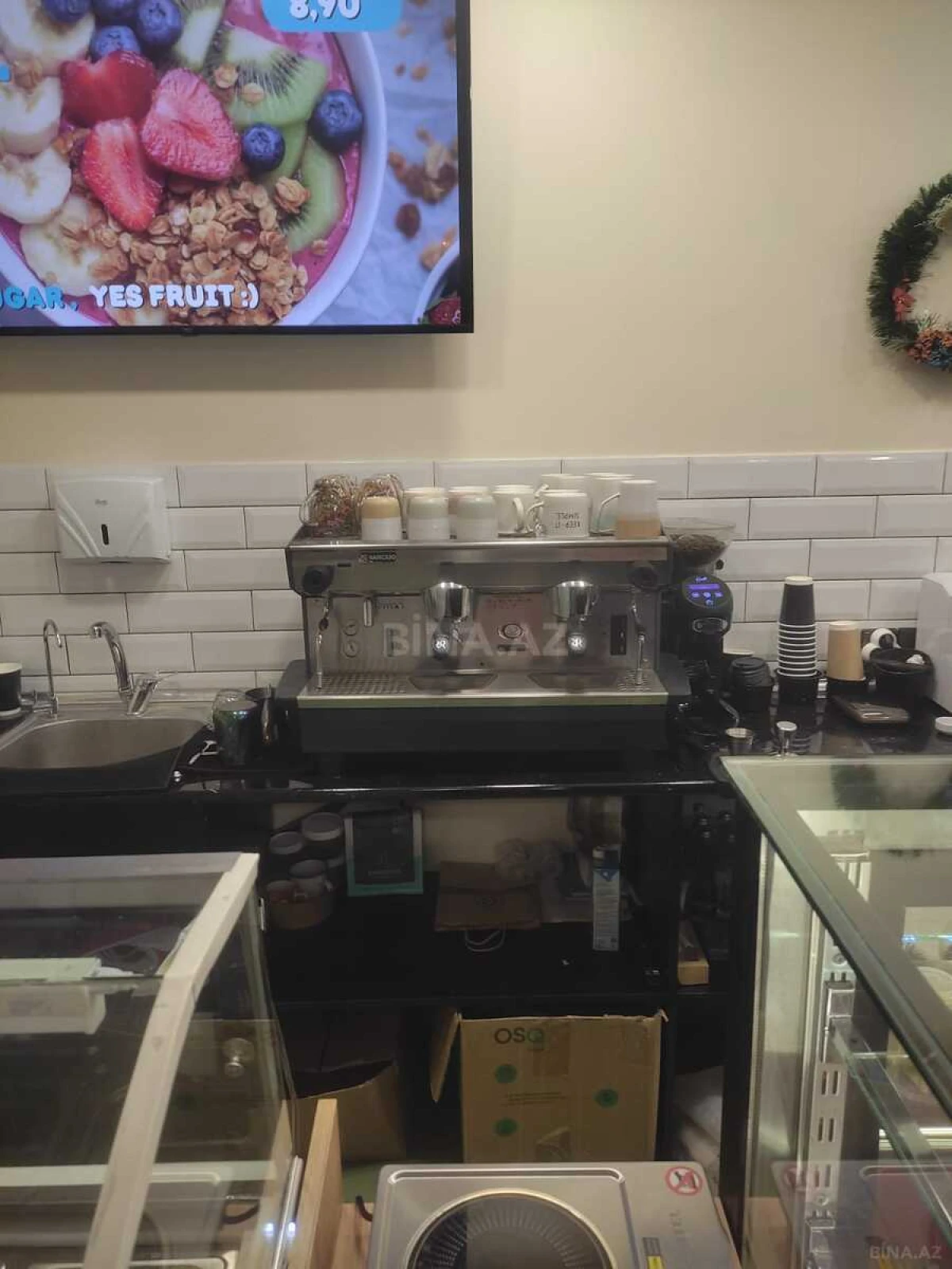 Kirayə verilir obyekt 250 m²