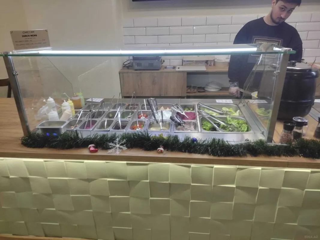 Kirayə verilir obyekt 250 m²