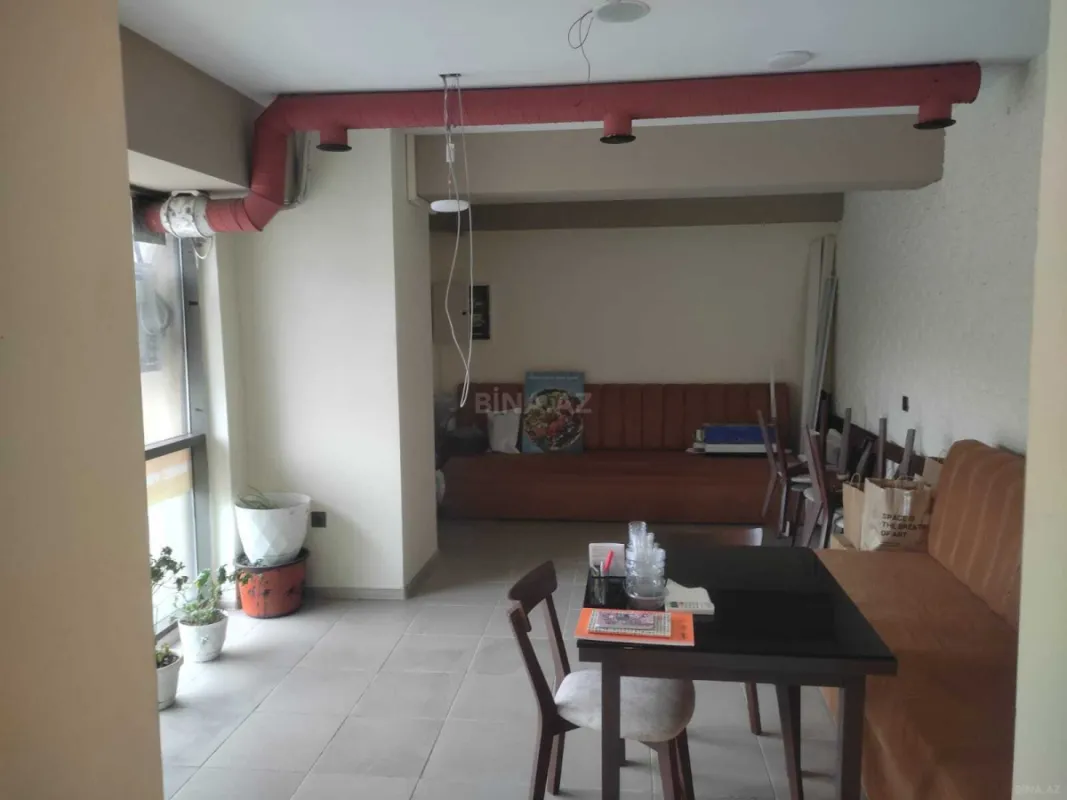 Kirayə verilir obyekt 250 m²