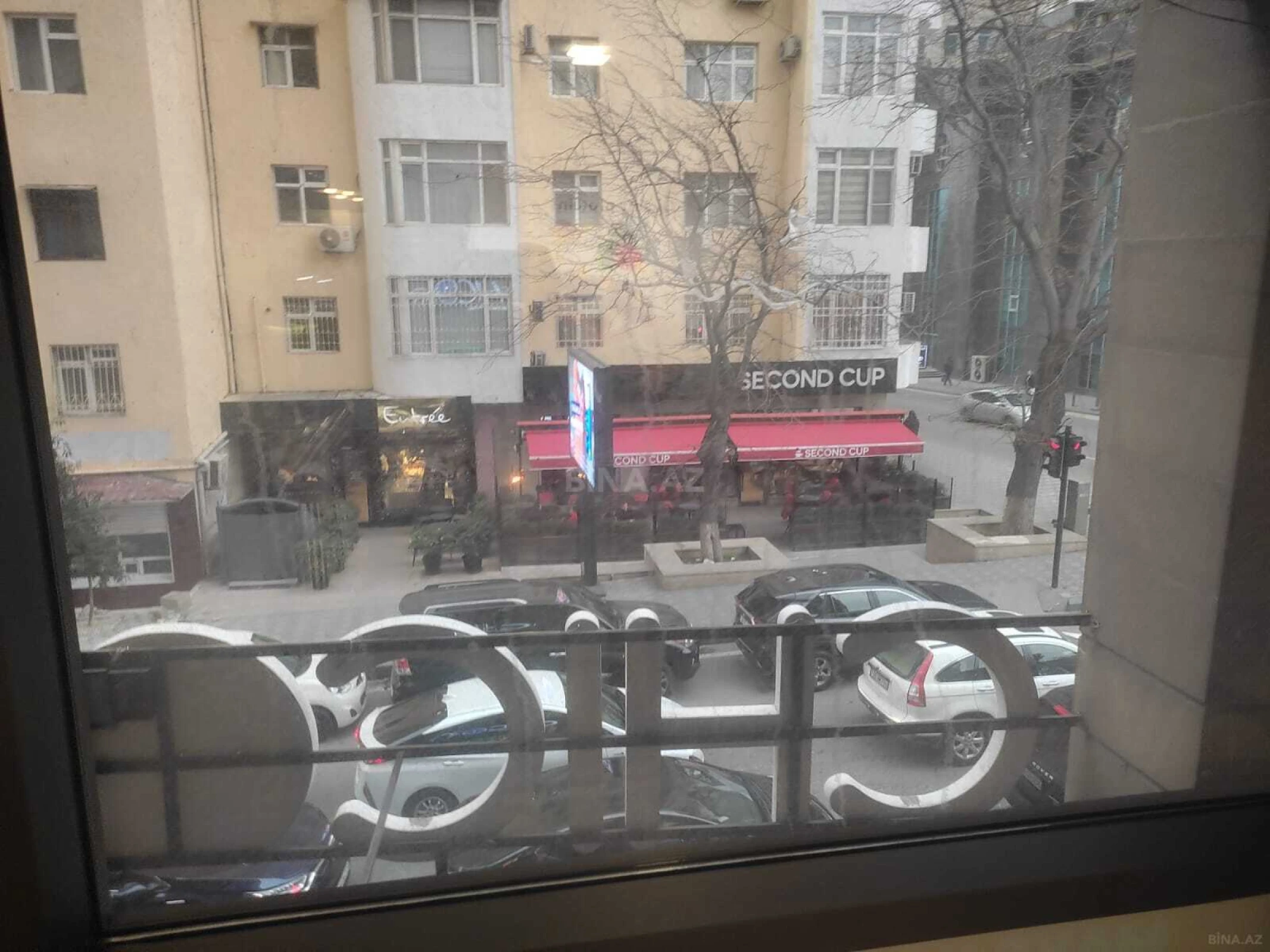 Kirayə verilir obyekt 250 m²