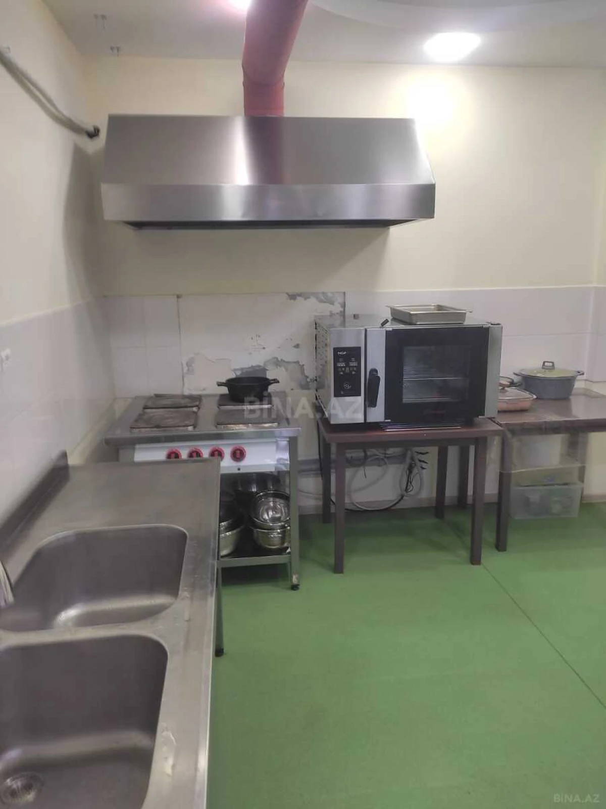 Kirayə verilir obyekt 250 m²