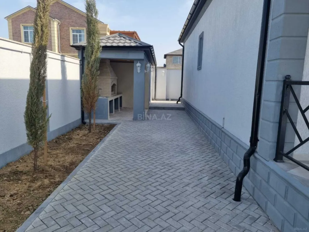 Satılır 4 otaqlı həyət evi 200 m²