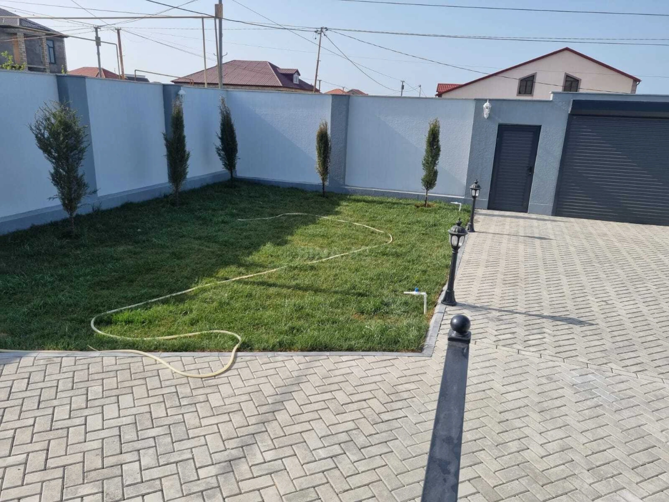 Satılır 4 otaqlı həyət evi 200 m²