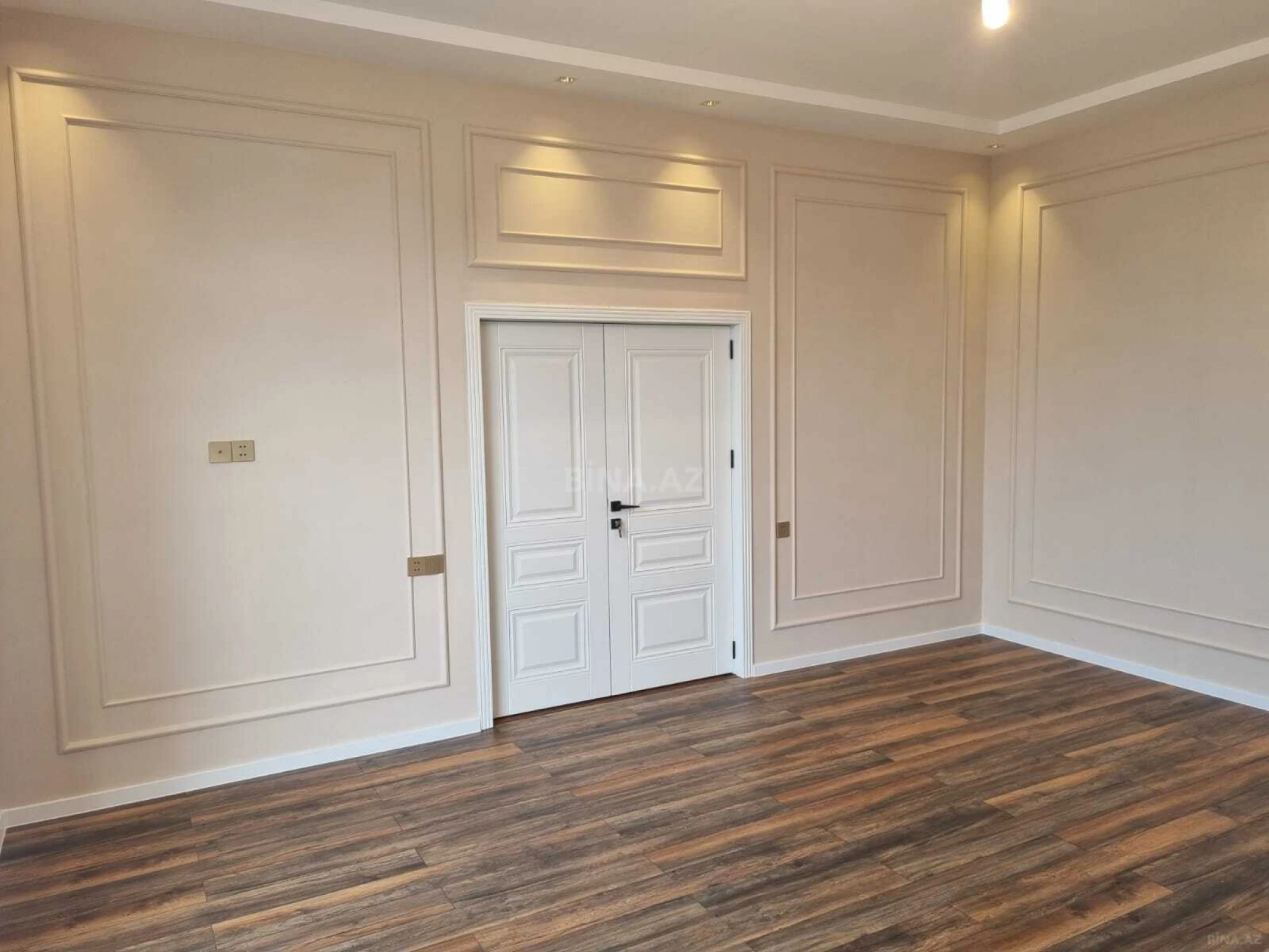 Satılır 4 otaqlı həyət evi 200 m²