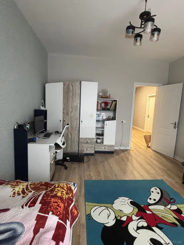 Satılır 5 otaqlı həyət evi 175 m²