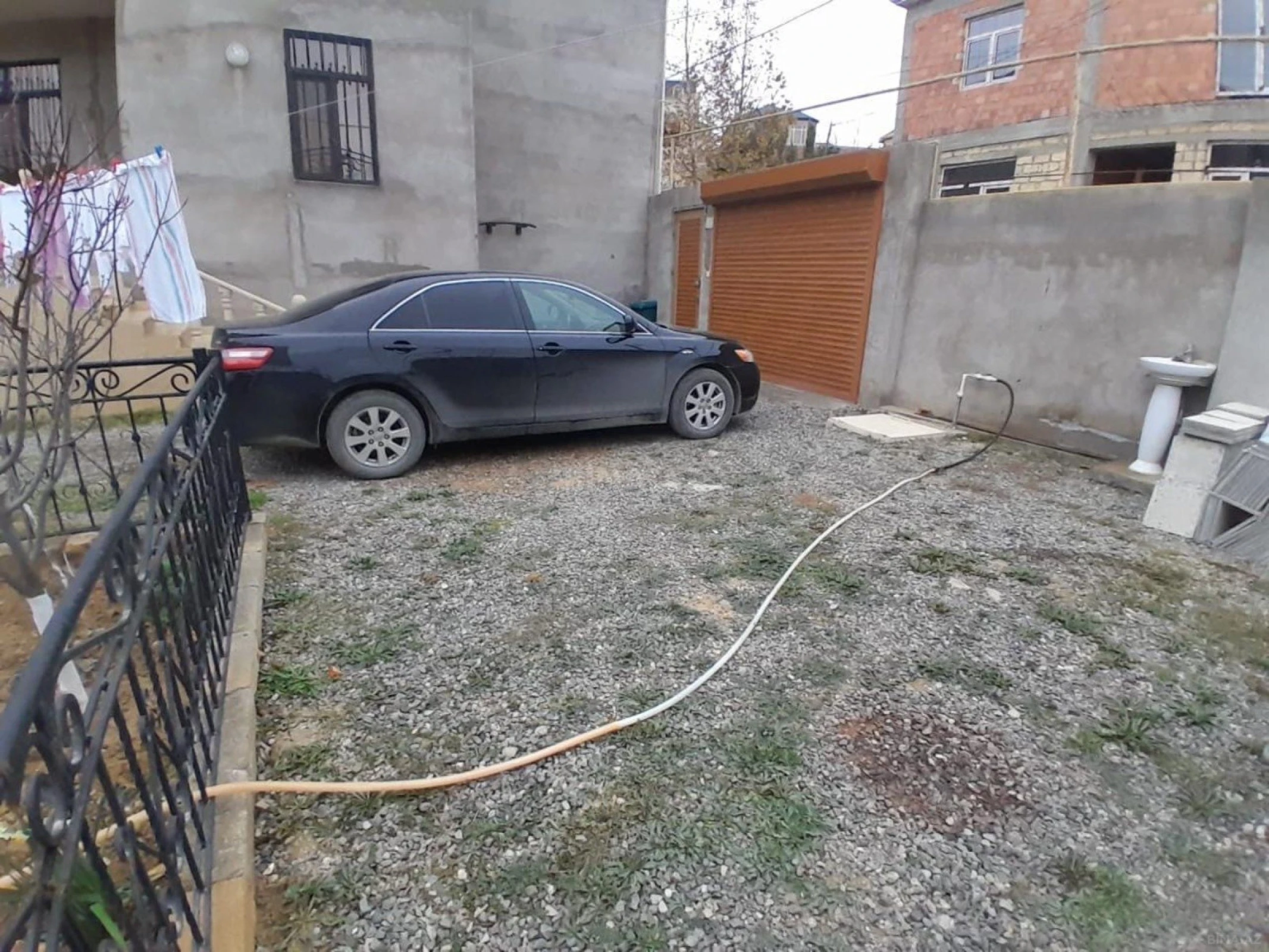 Satılır 7 otaqlı həyət evi 220 m²