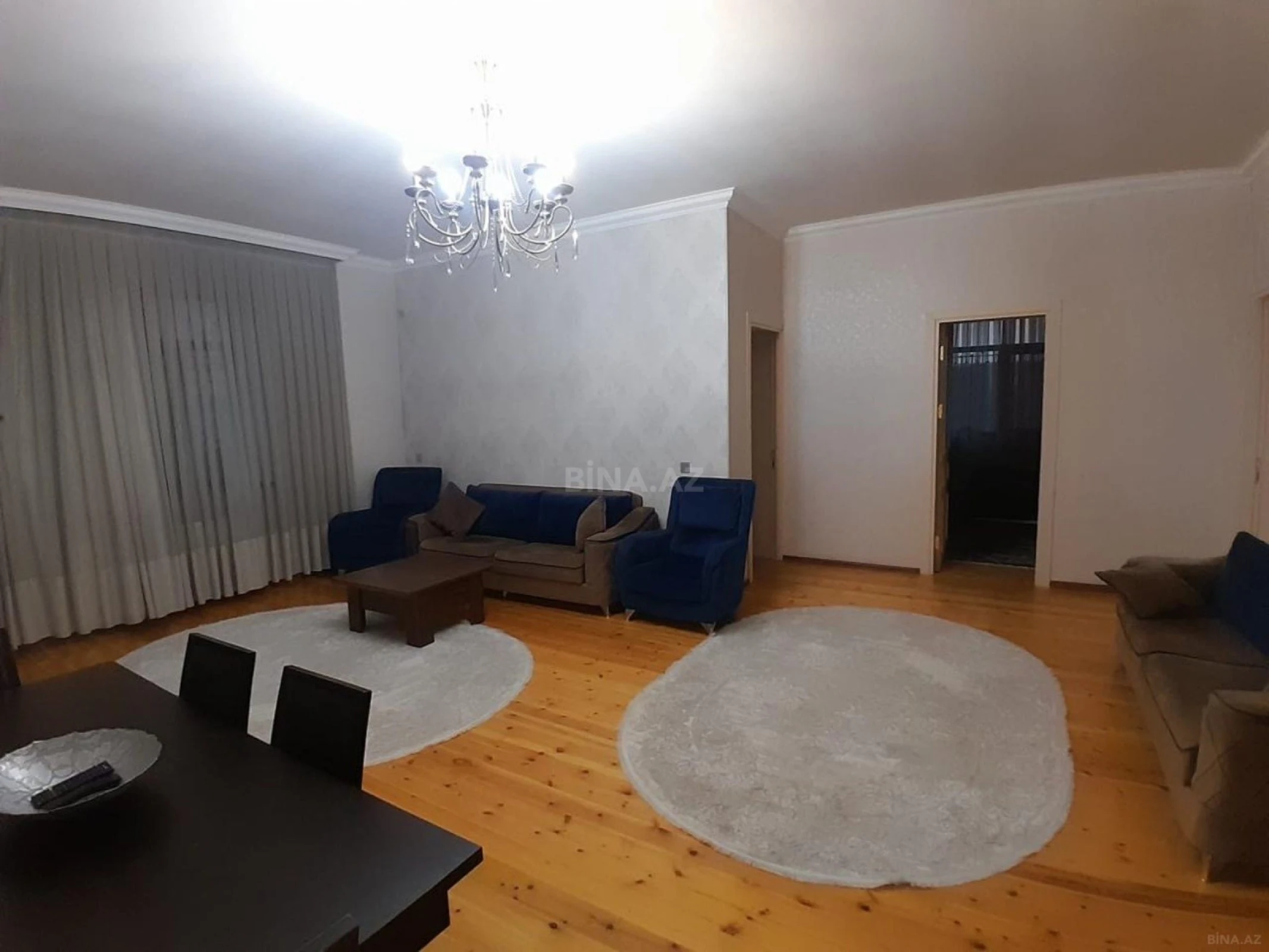 Satılır 7 otaqlı həyət evi 220 m²
