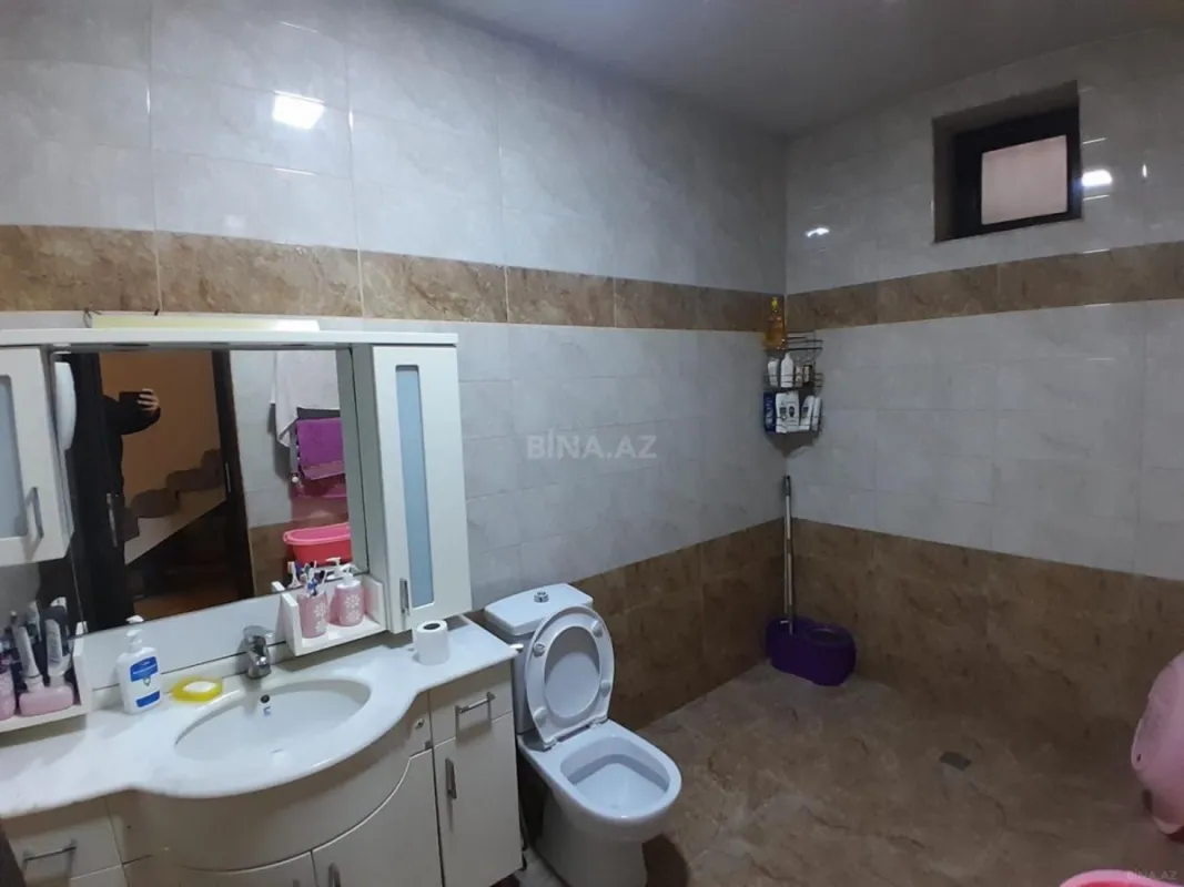 Satılır 7 otaqlı həyət evi 220 m²