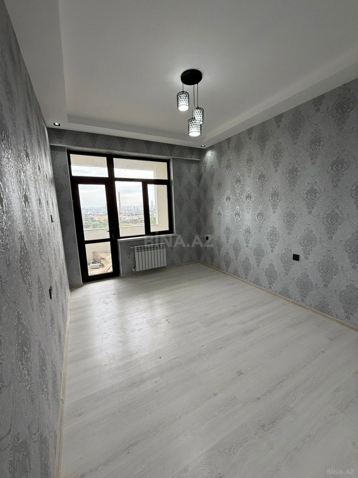 Satılır 2 otaqlı mənzil 70 m²